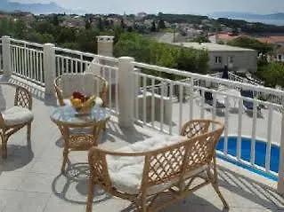 Villa More Отель 3*